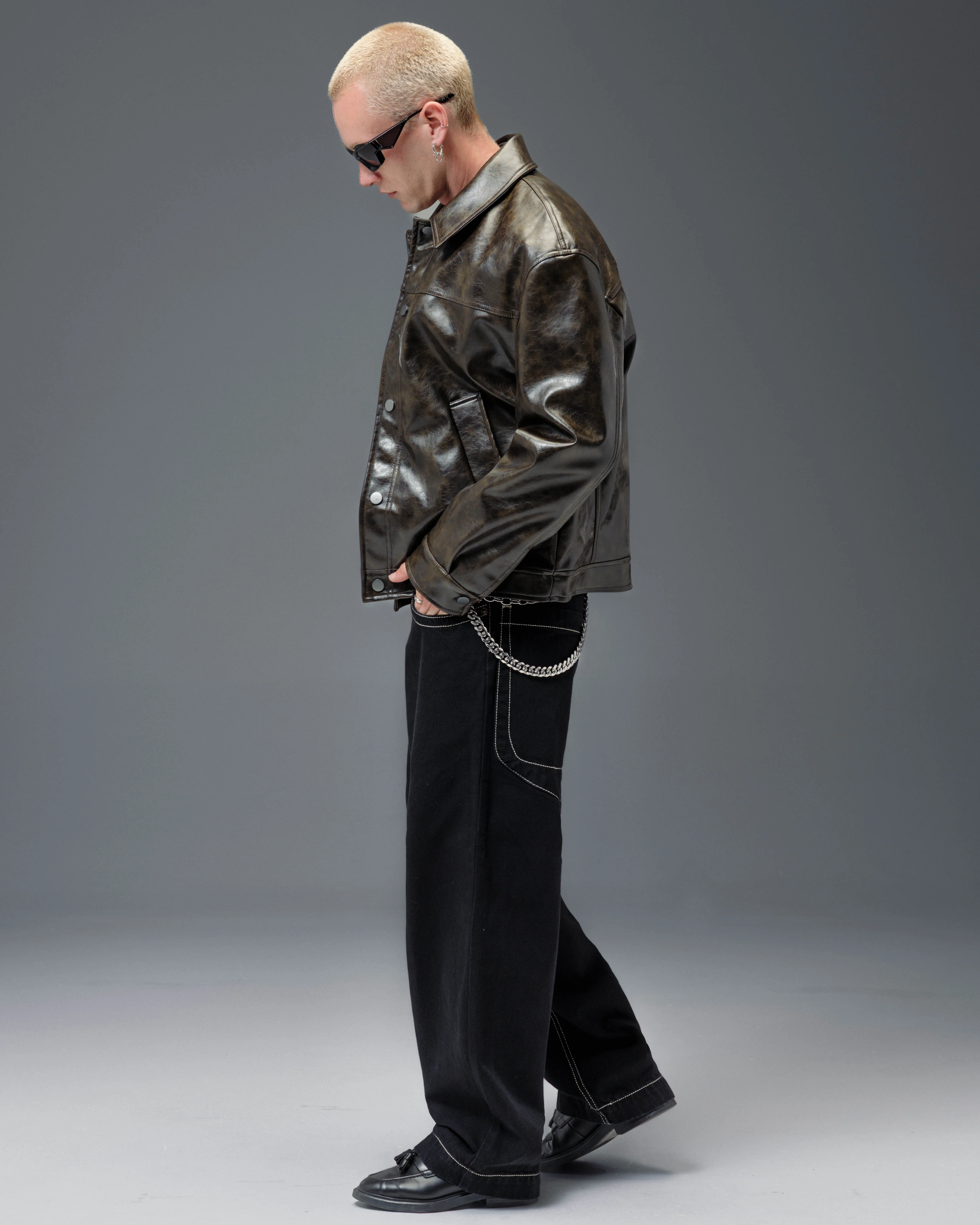 169 Low Down. 20". Jet Black. - Image 4