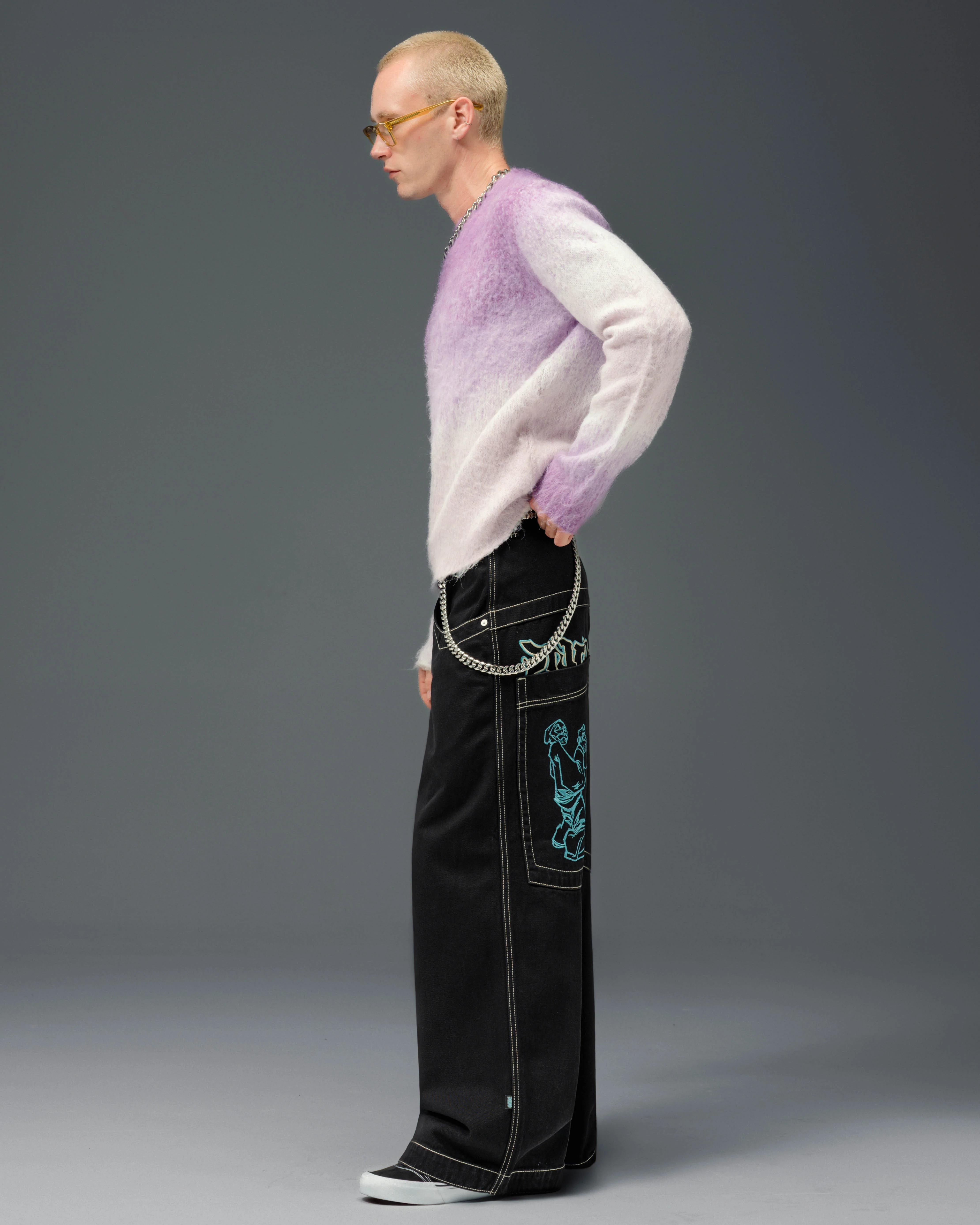 Artistical Uprising. 26". Jet Black. - Image 5