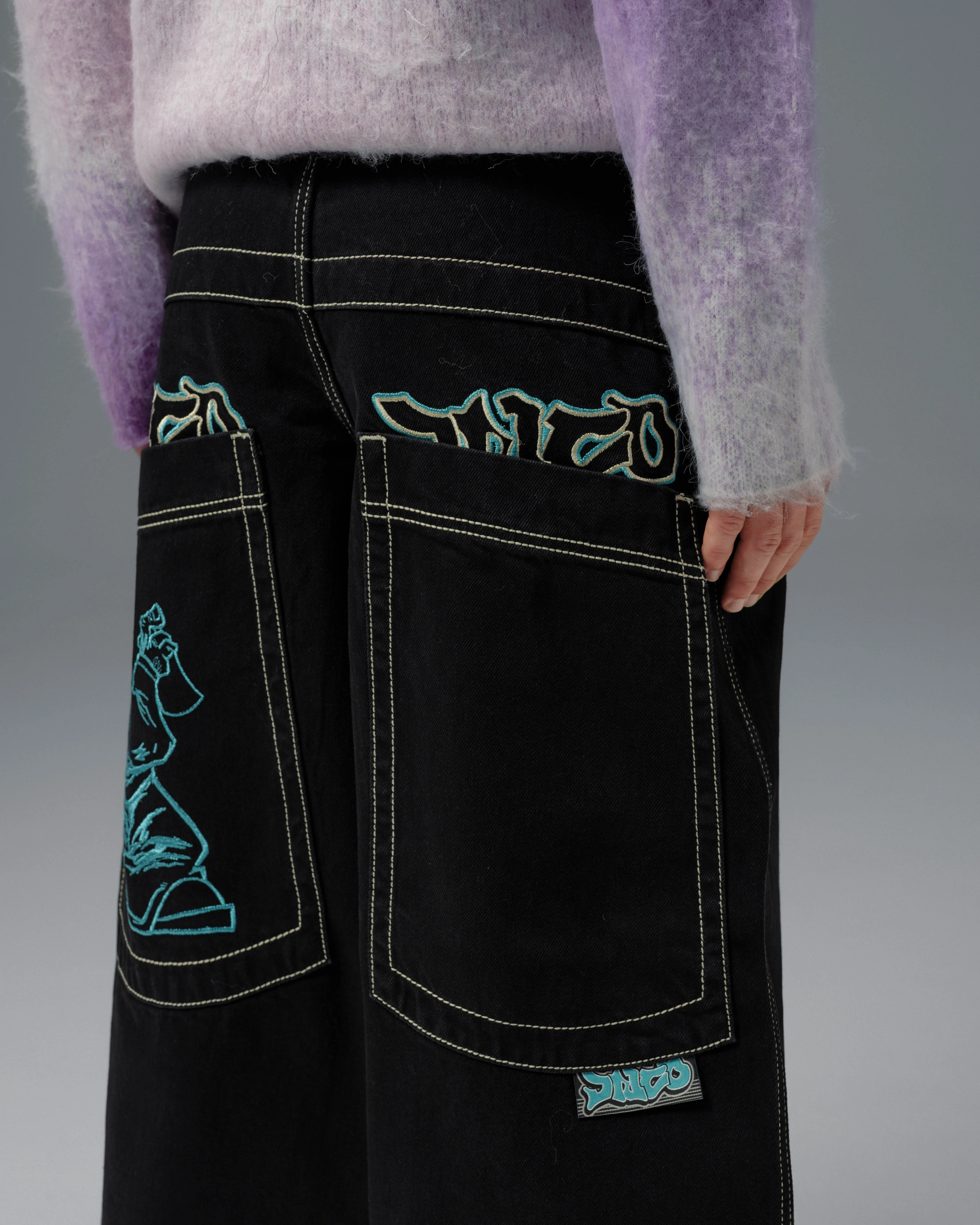 Artistical Uprising. 26". Jet Black. - Image 8