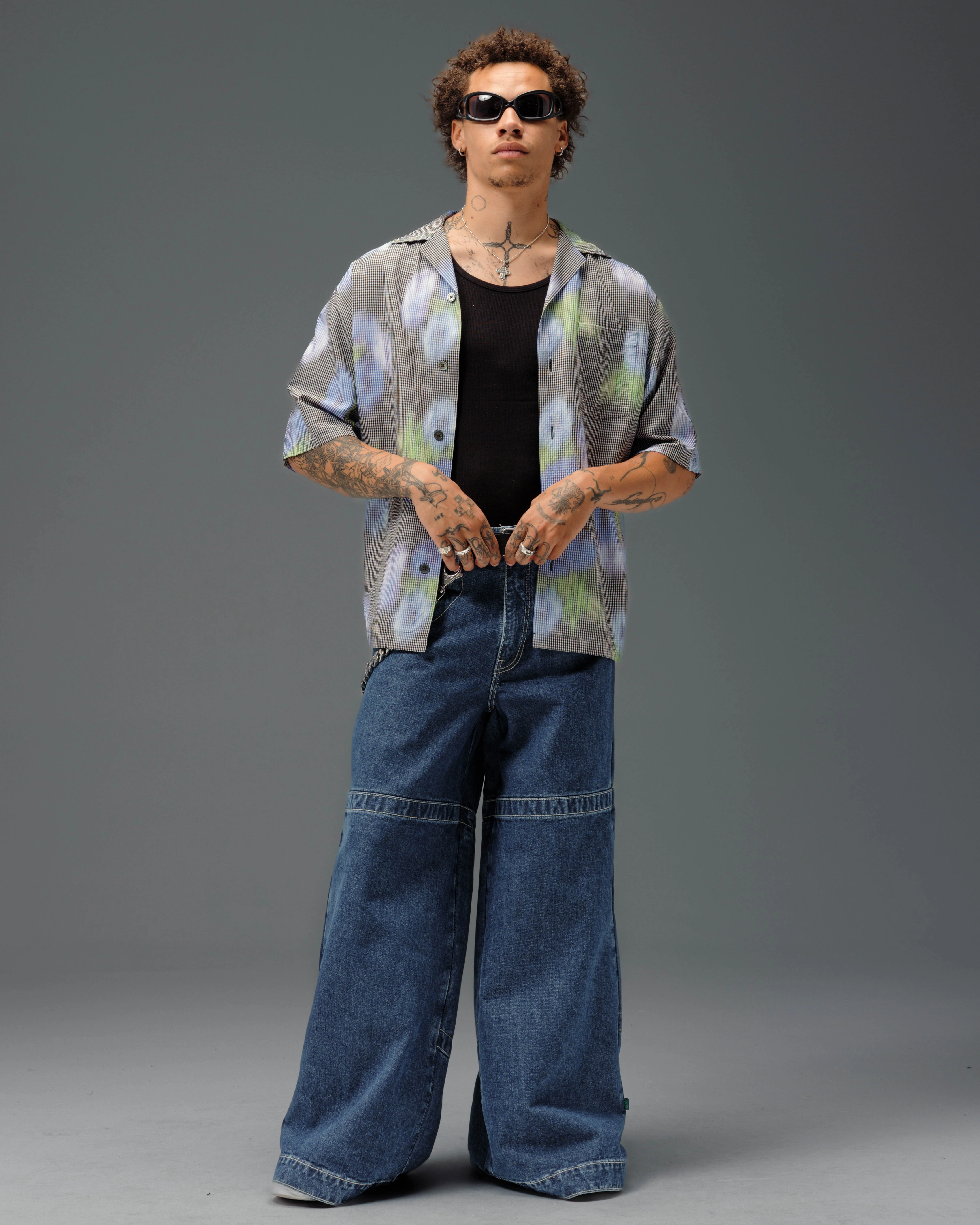 Hangin'. 34". Dark Stone. - Image 3