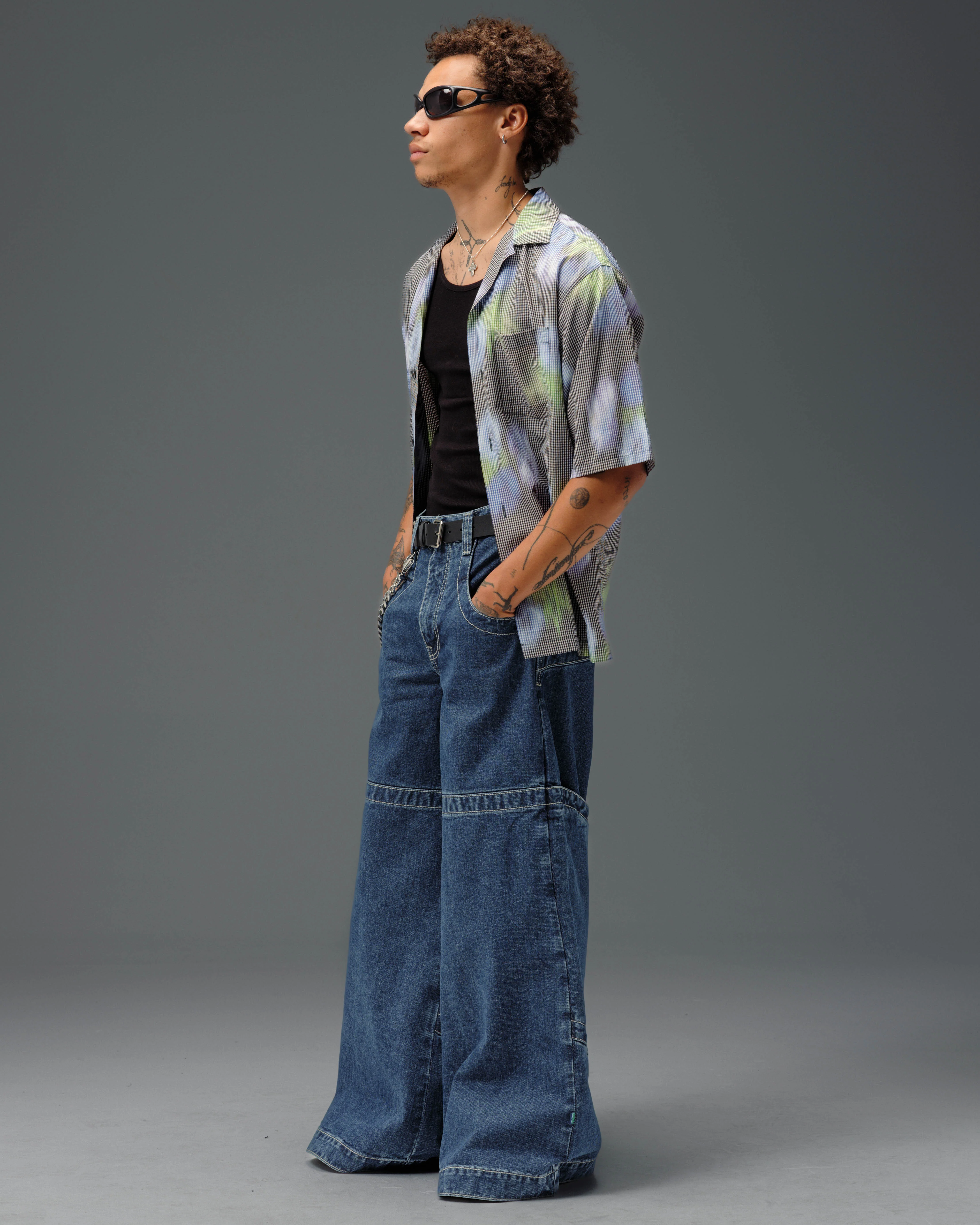 Hangin'. 34". Dark Stone. - Image 4