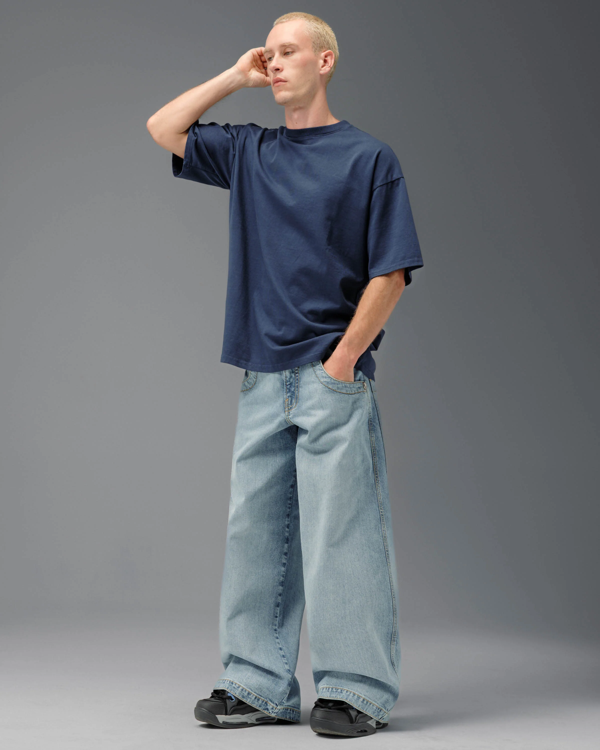 Hellfire. 26". Hand-Sand Vintage. - Image 3