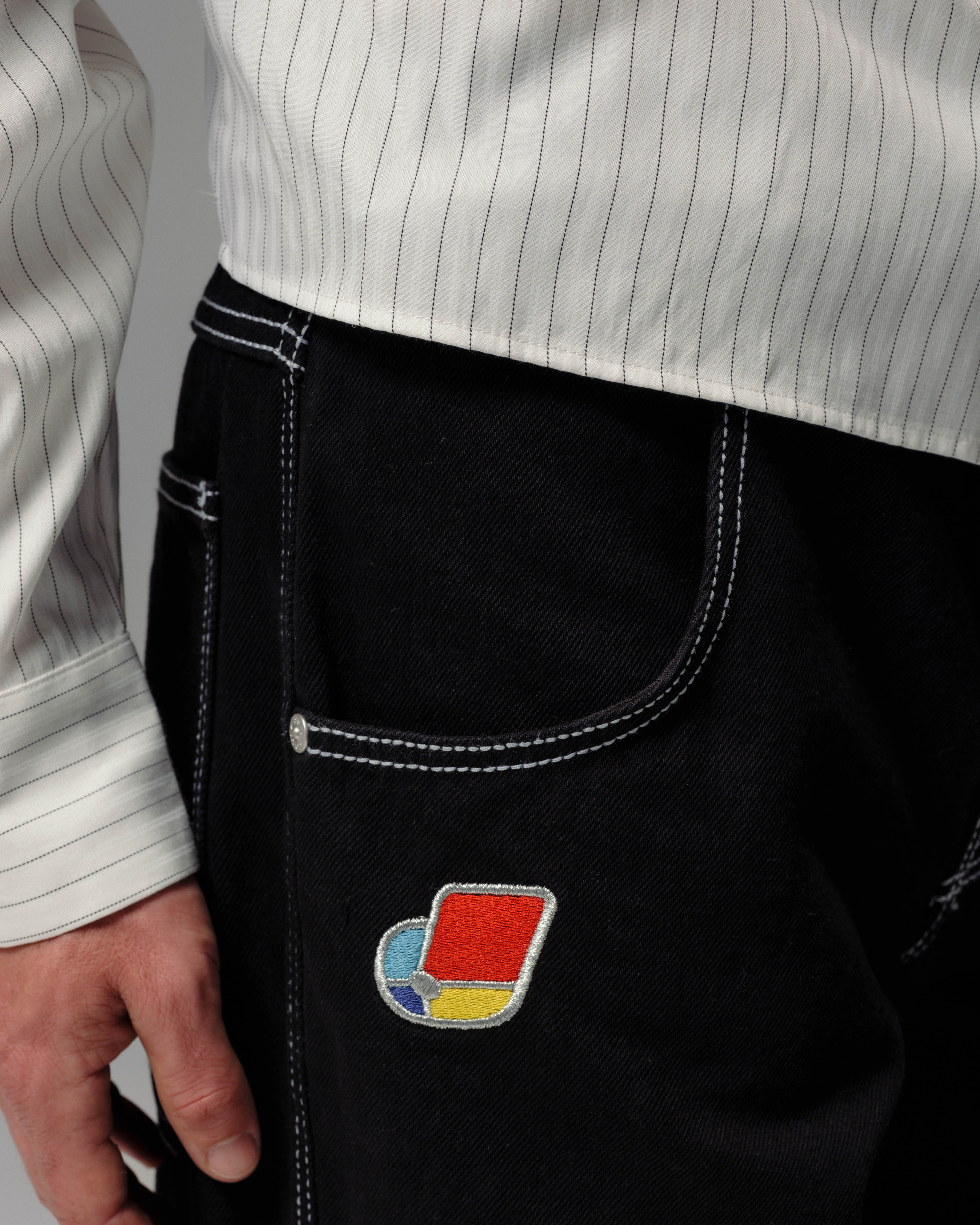 179 Pipes. 23". Jet Black. - Image 8