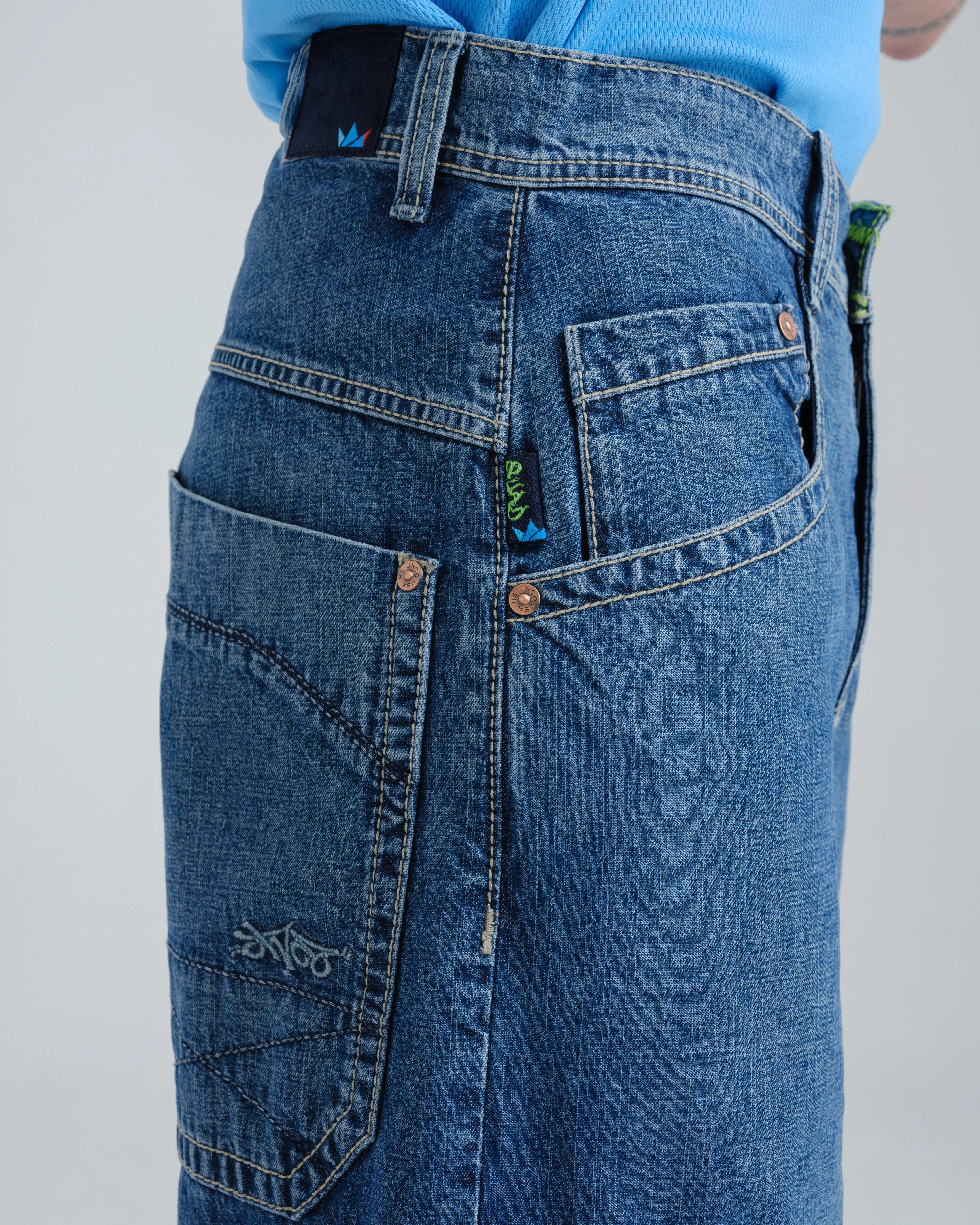 Quad Cargo. 23". Hand-Sand Dark Stone. - Image 7