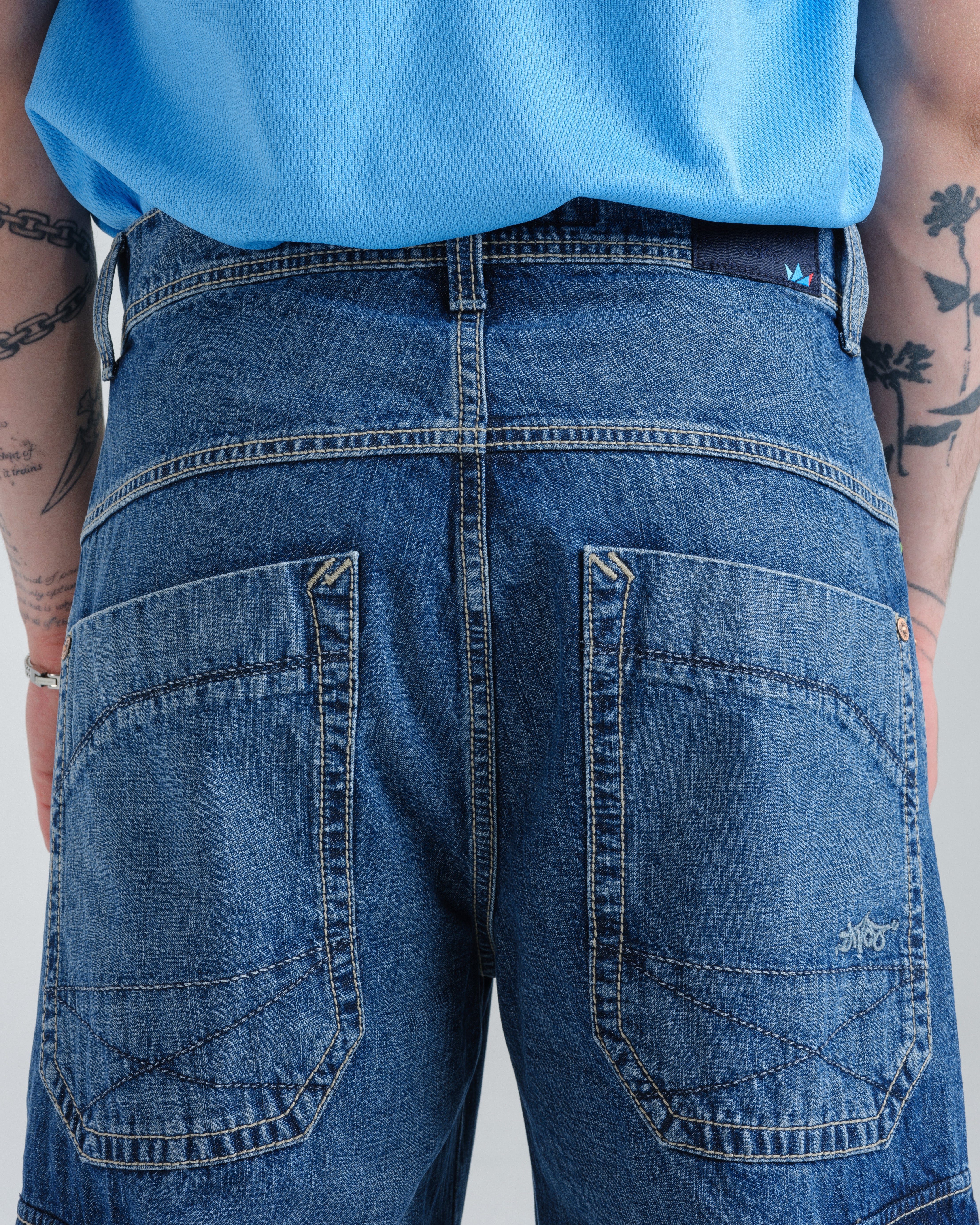 Quad Cargo. 23". Hand-Sand Dark Stone. - Image 8