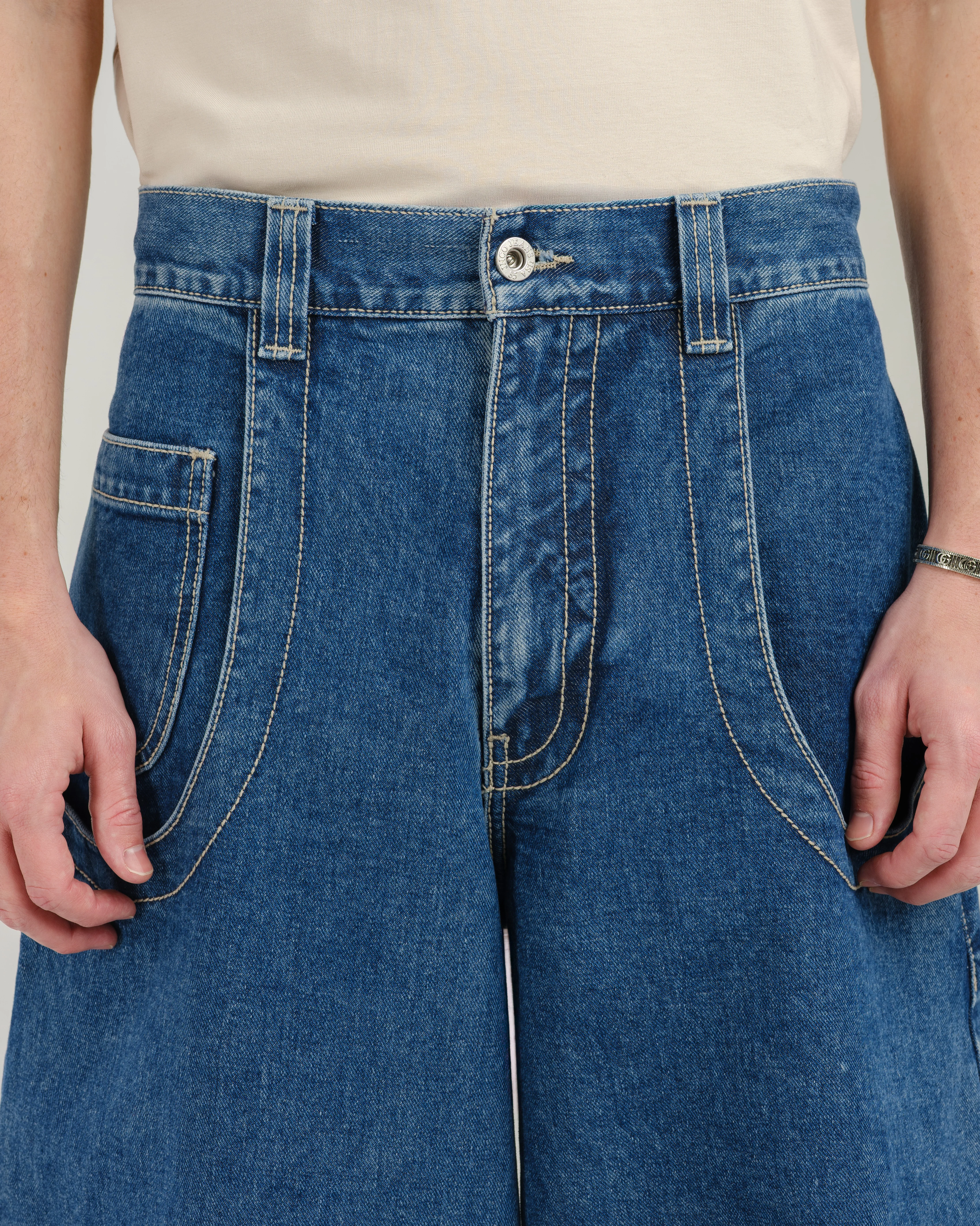 Rhino. 34". Dark Stone. - Image 6