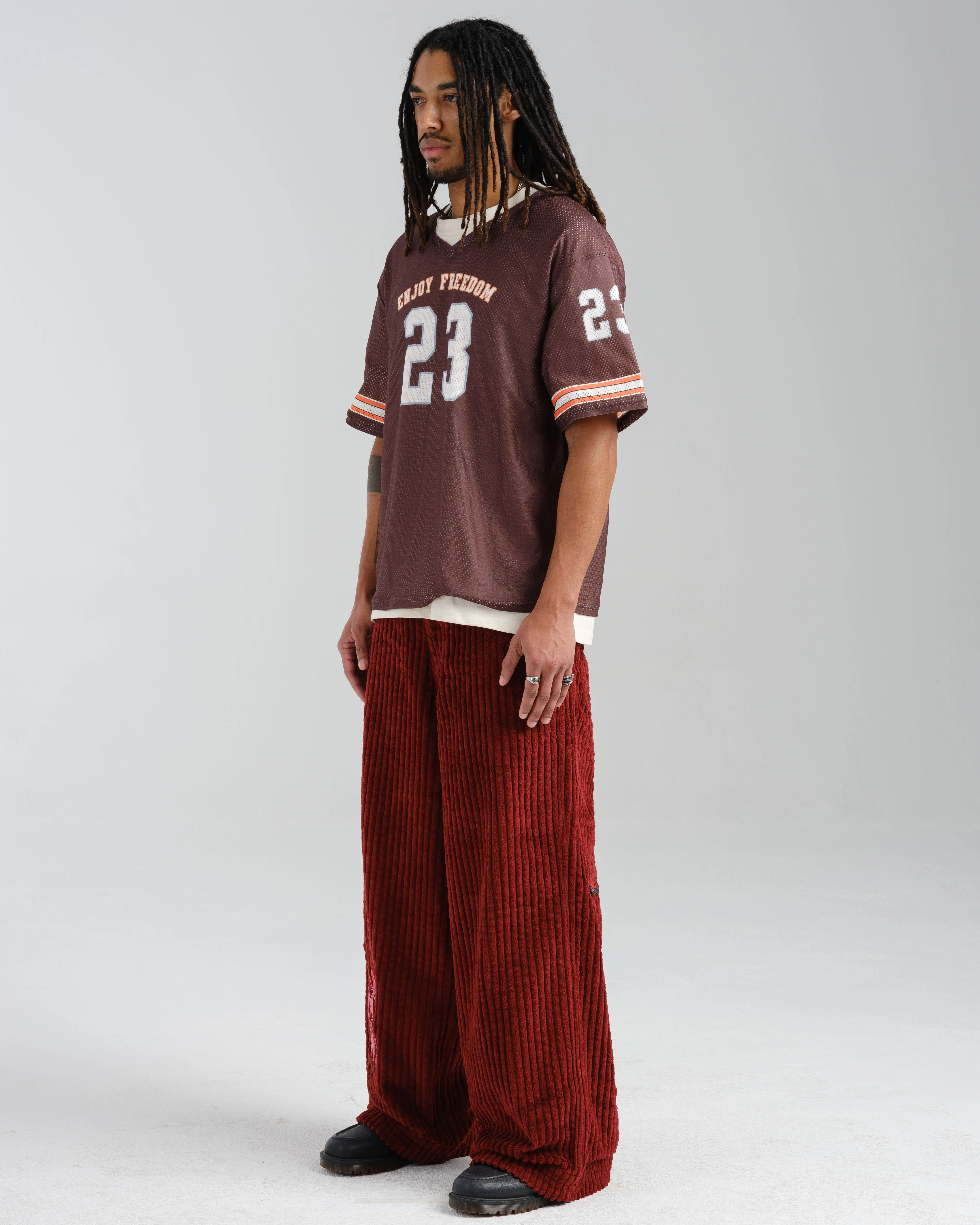 Rollin. 26". 2 Wale Corduroy. Burgundy. - Image 3