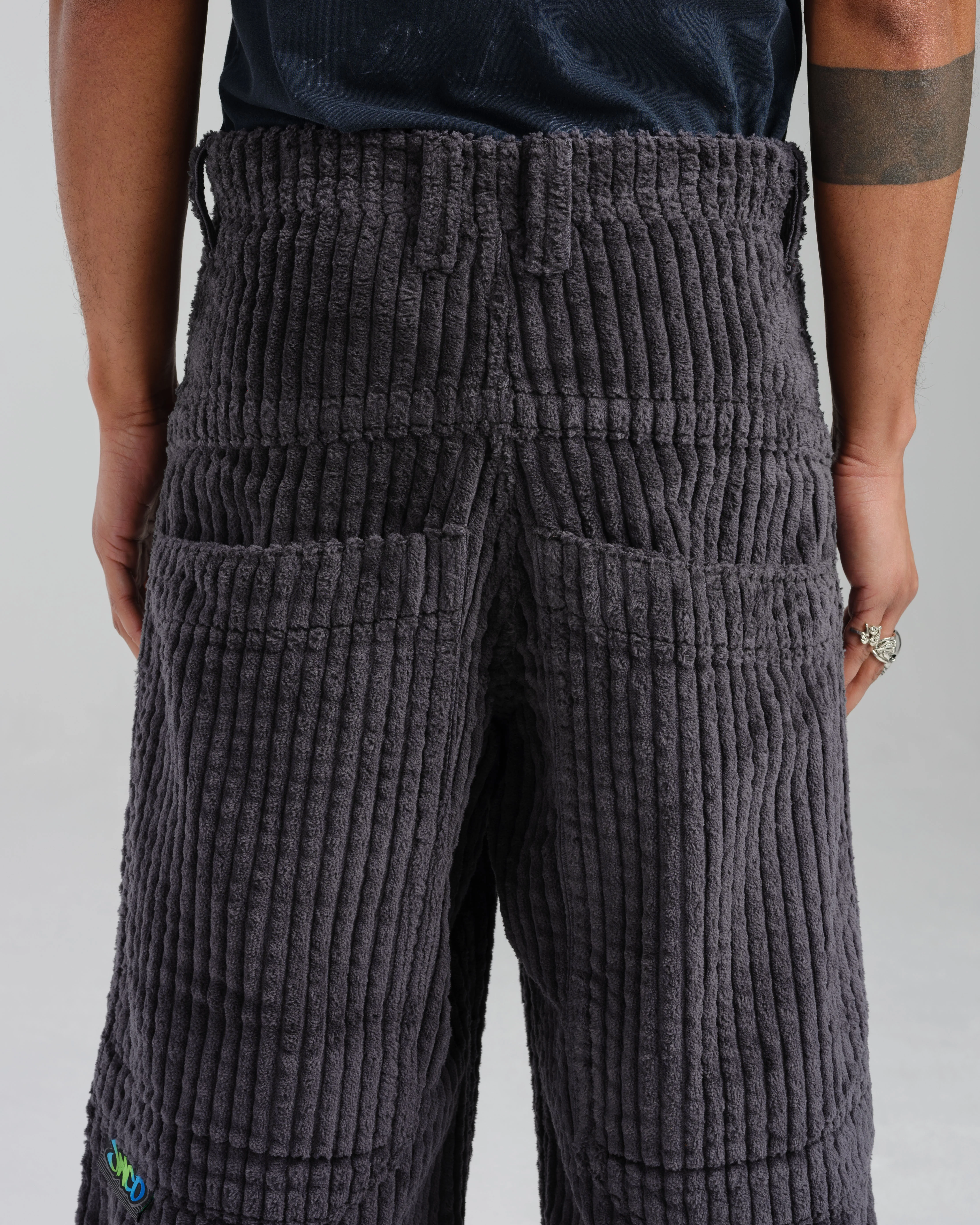 Rollin. 26". 2 Wale Corduroy. Magnet. - Image 7