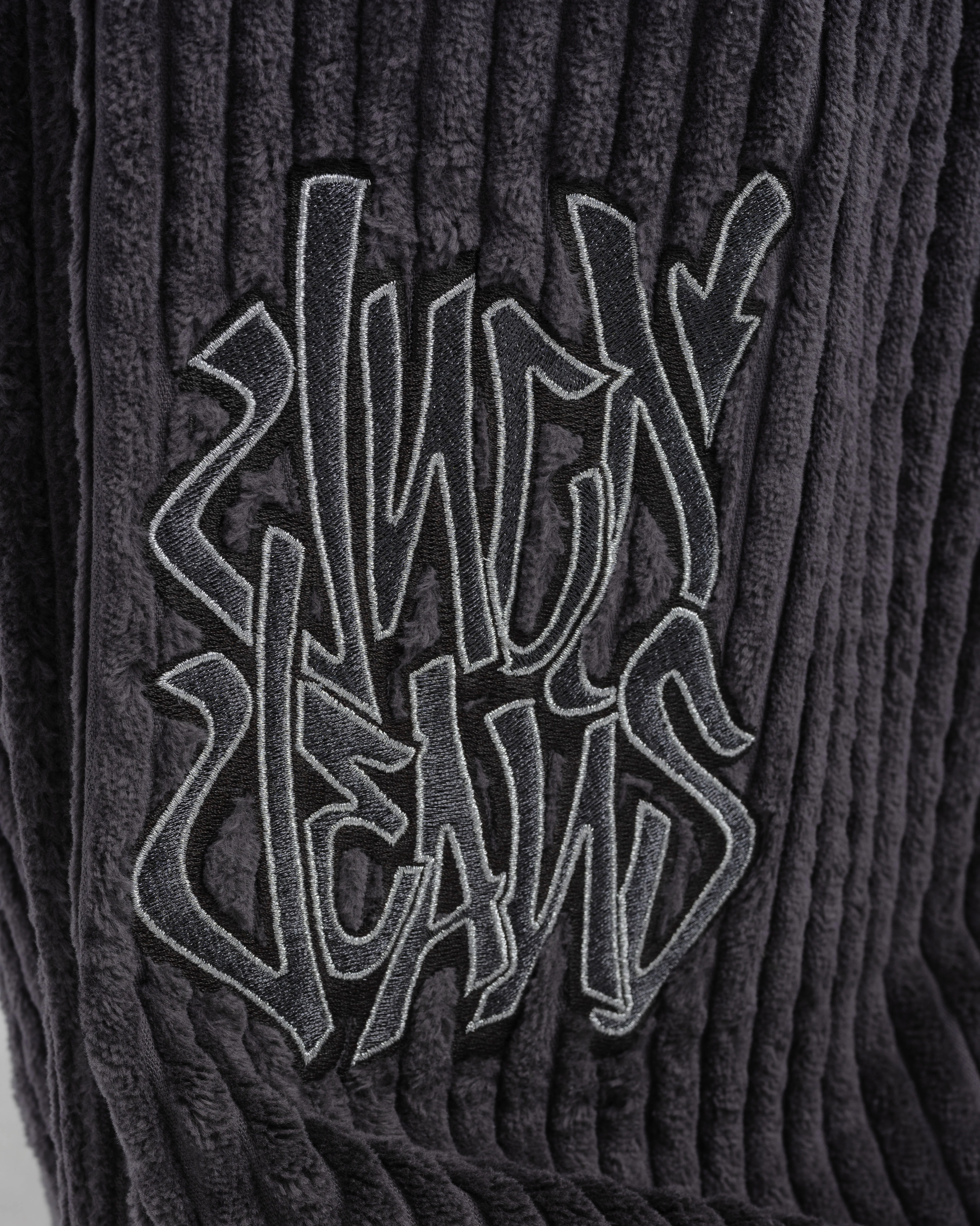 Rollin. 26". 2 Wale Corduroy. Magnet. - Image 9