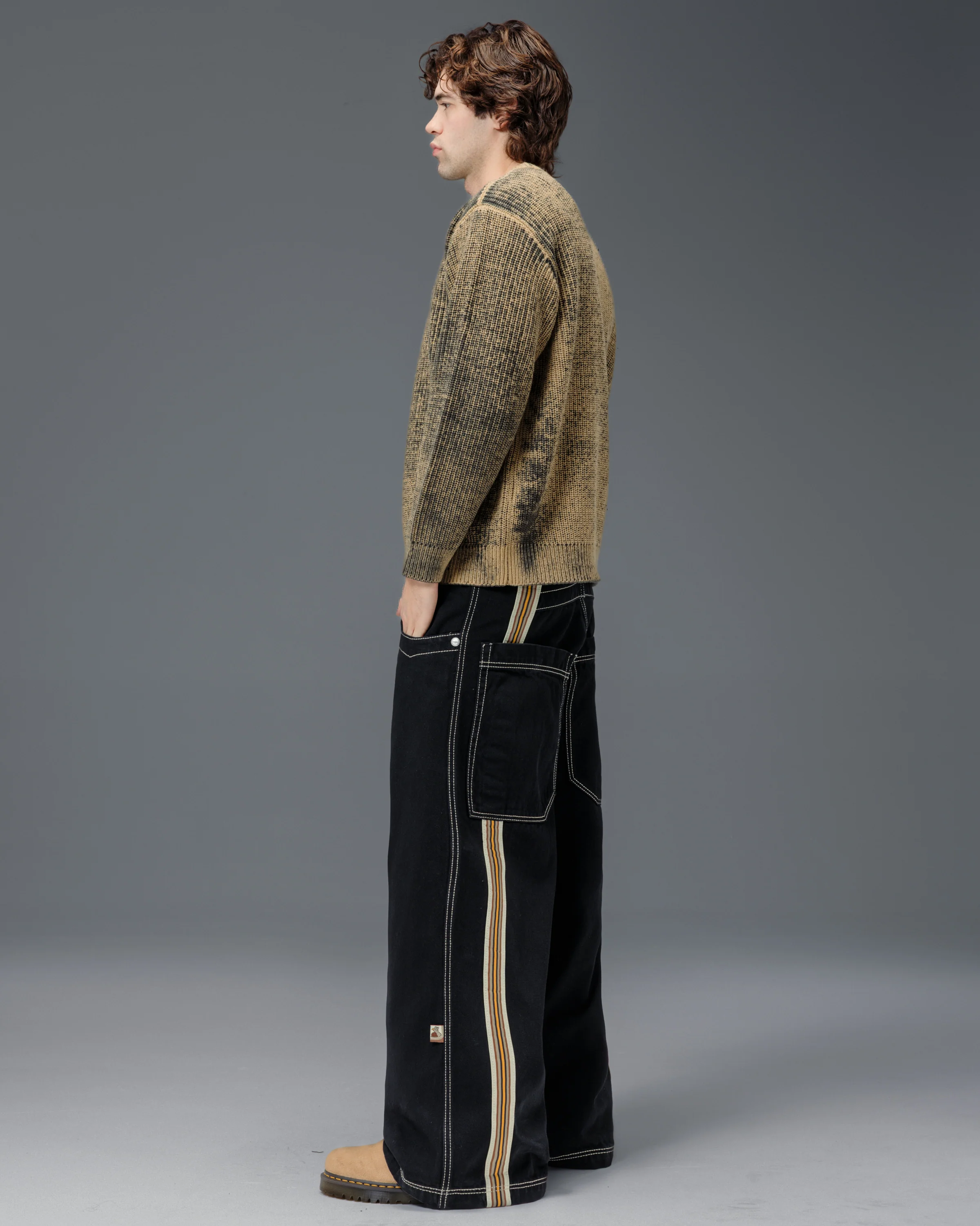 Slug. 26". Jet Black. - Image 6