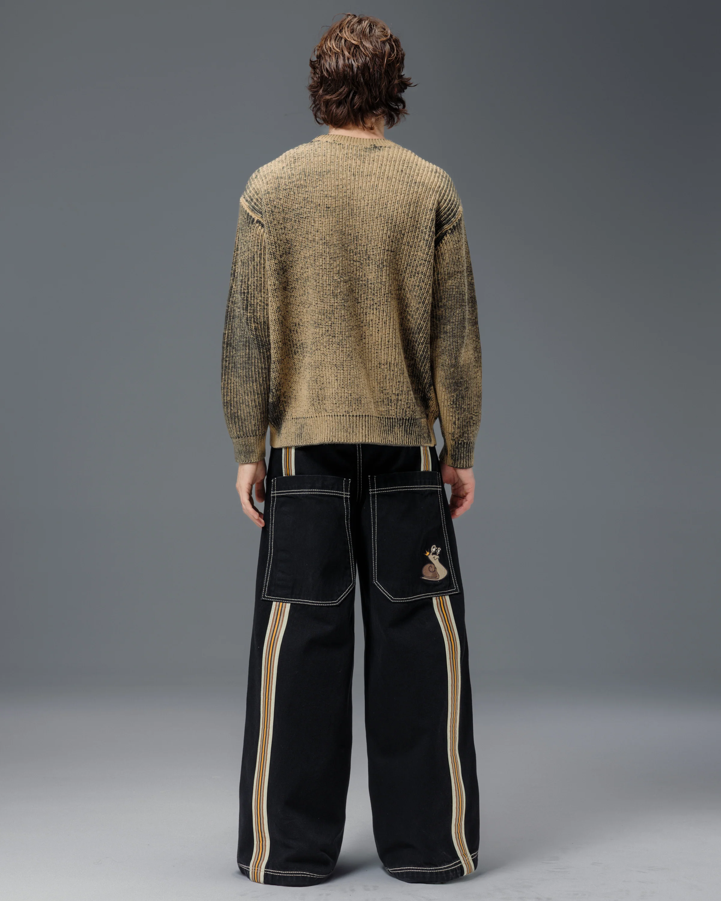 Slug. 26". Jet Black. - Image 8