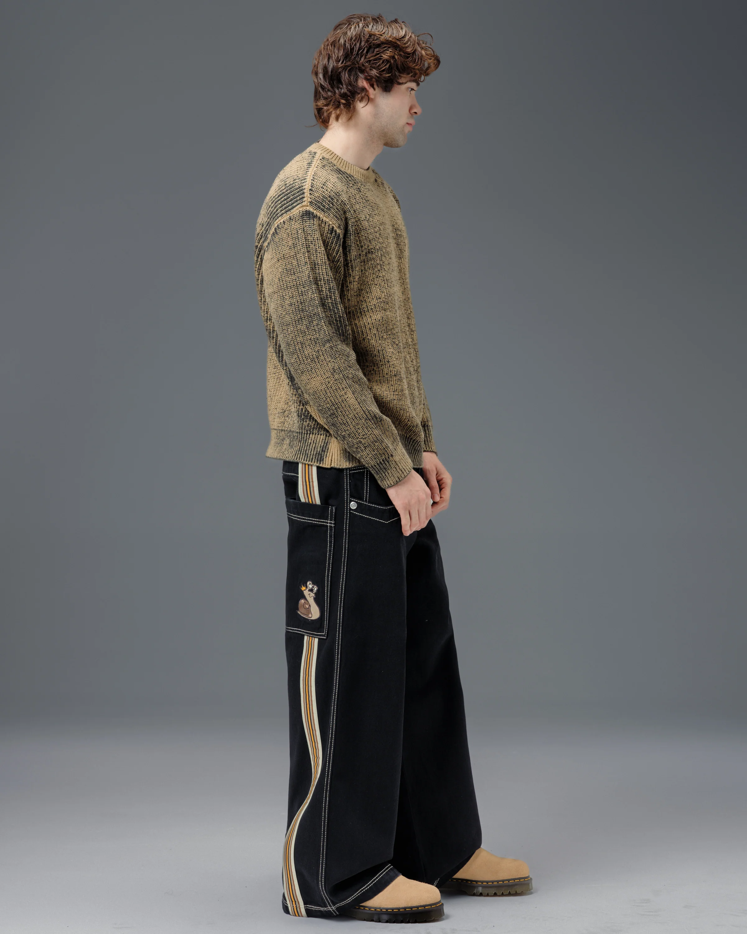 Slug. 26". Jet Black. - Image 9