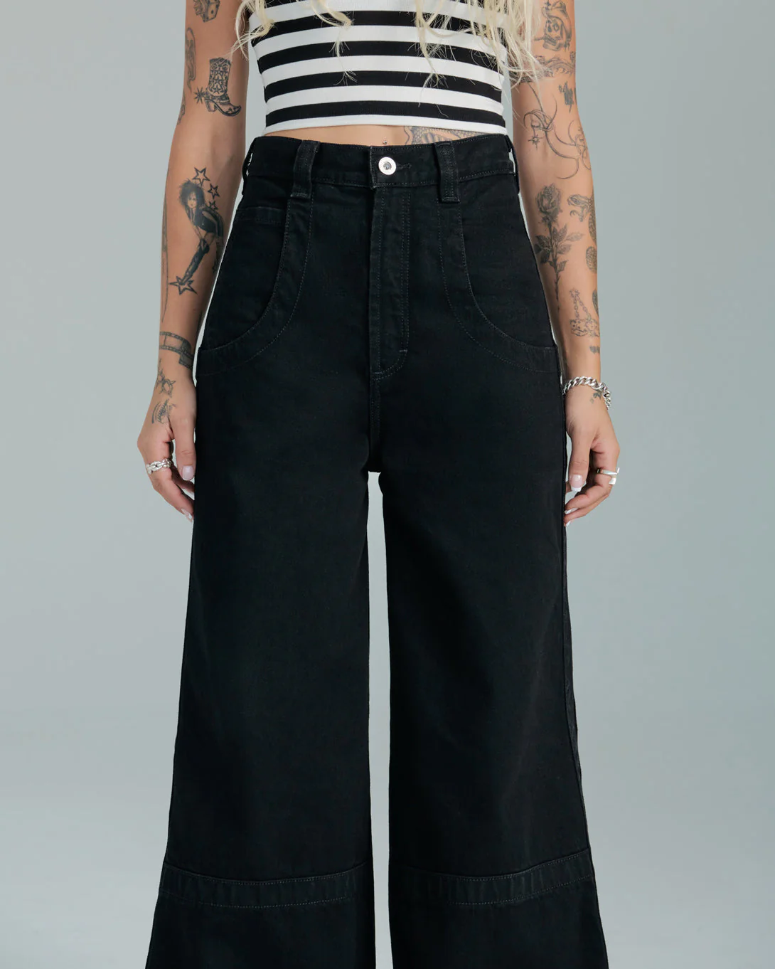 The Camilla Jeans. 27”. Jet Black. - Image 6
