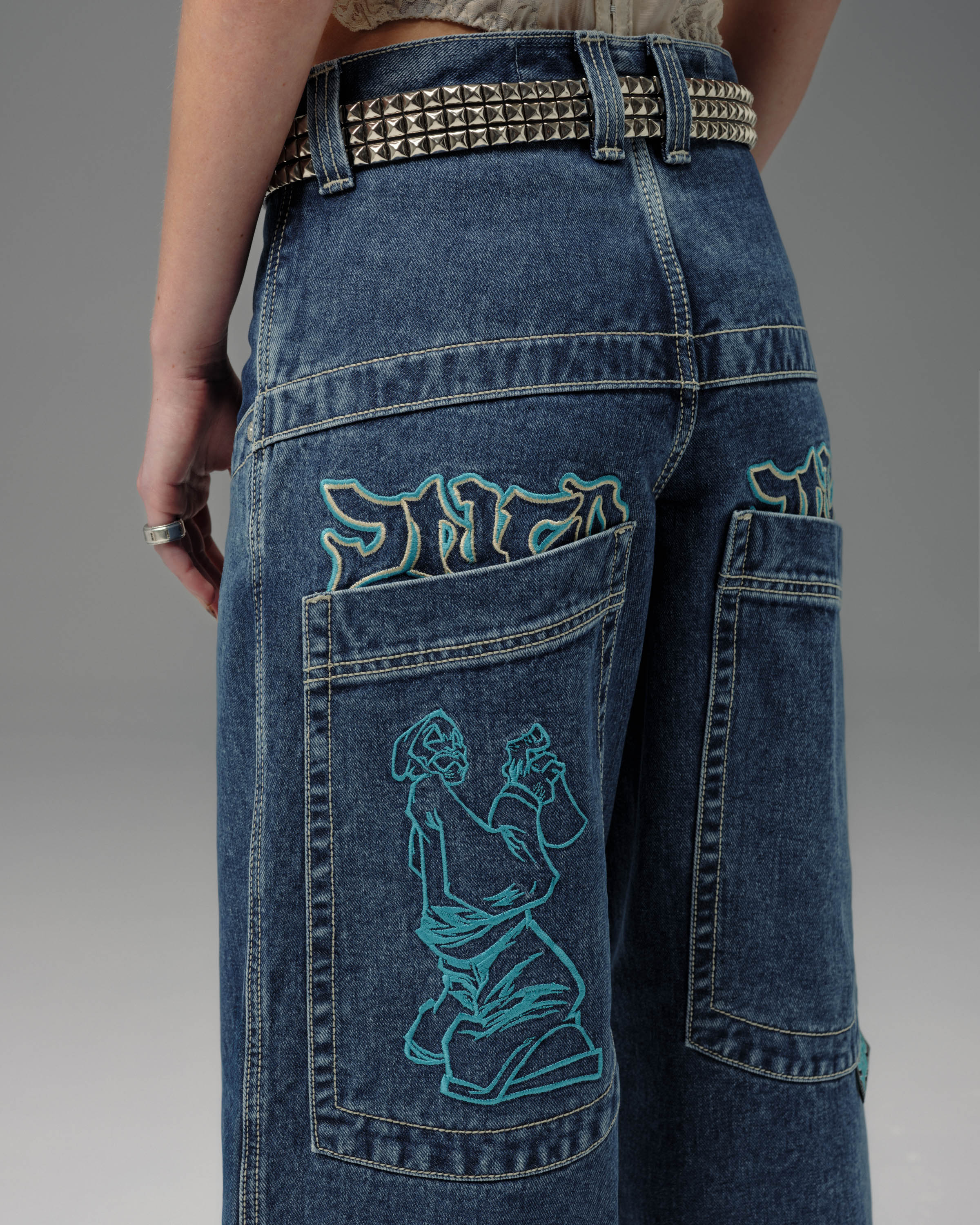 W Artistical Uprising. 26". Dark Stone. - Image 10