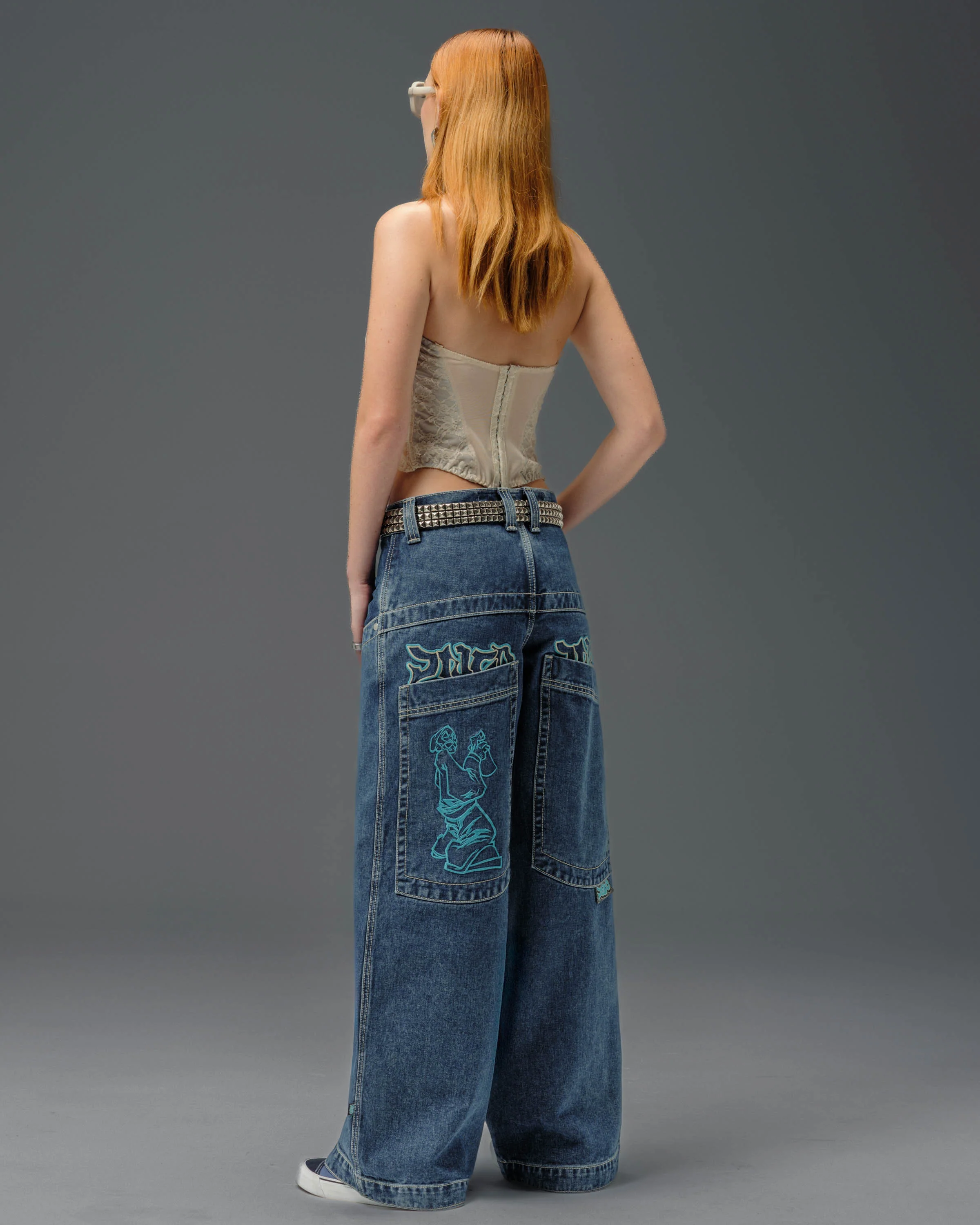 W Artistical Uprising. 26". Dark Stone. - Image 6