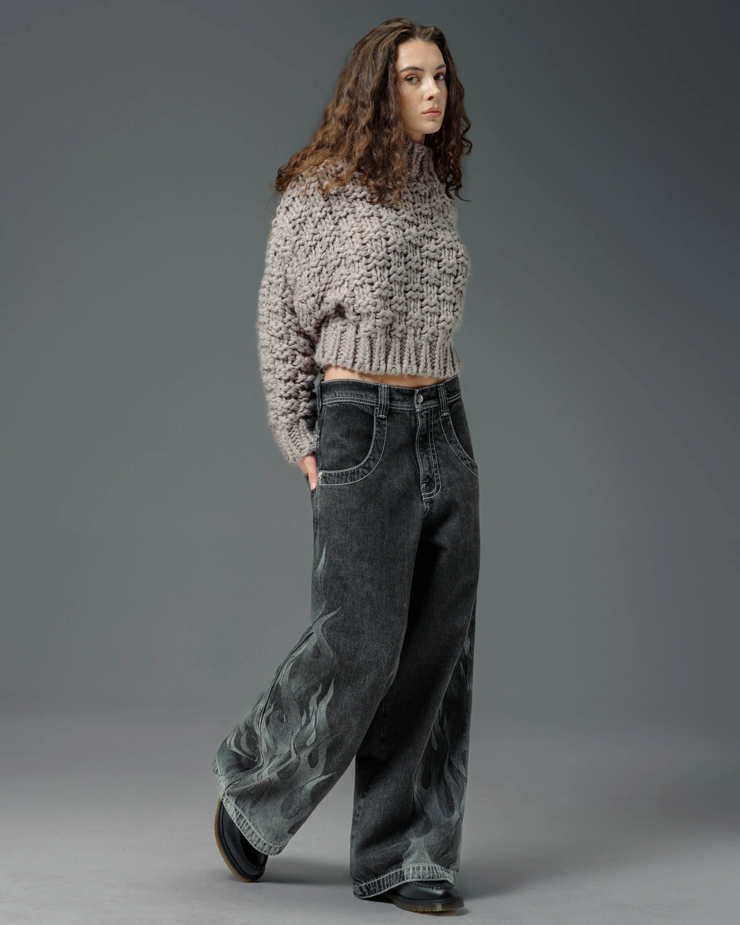 W Flame Hellfire. 26". Black Vintage. - Image 9