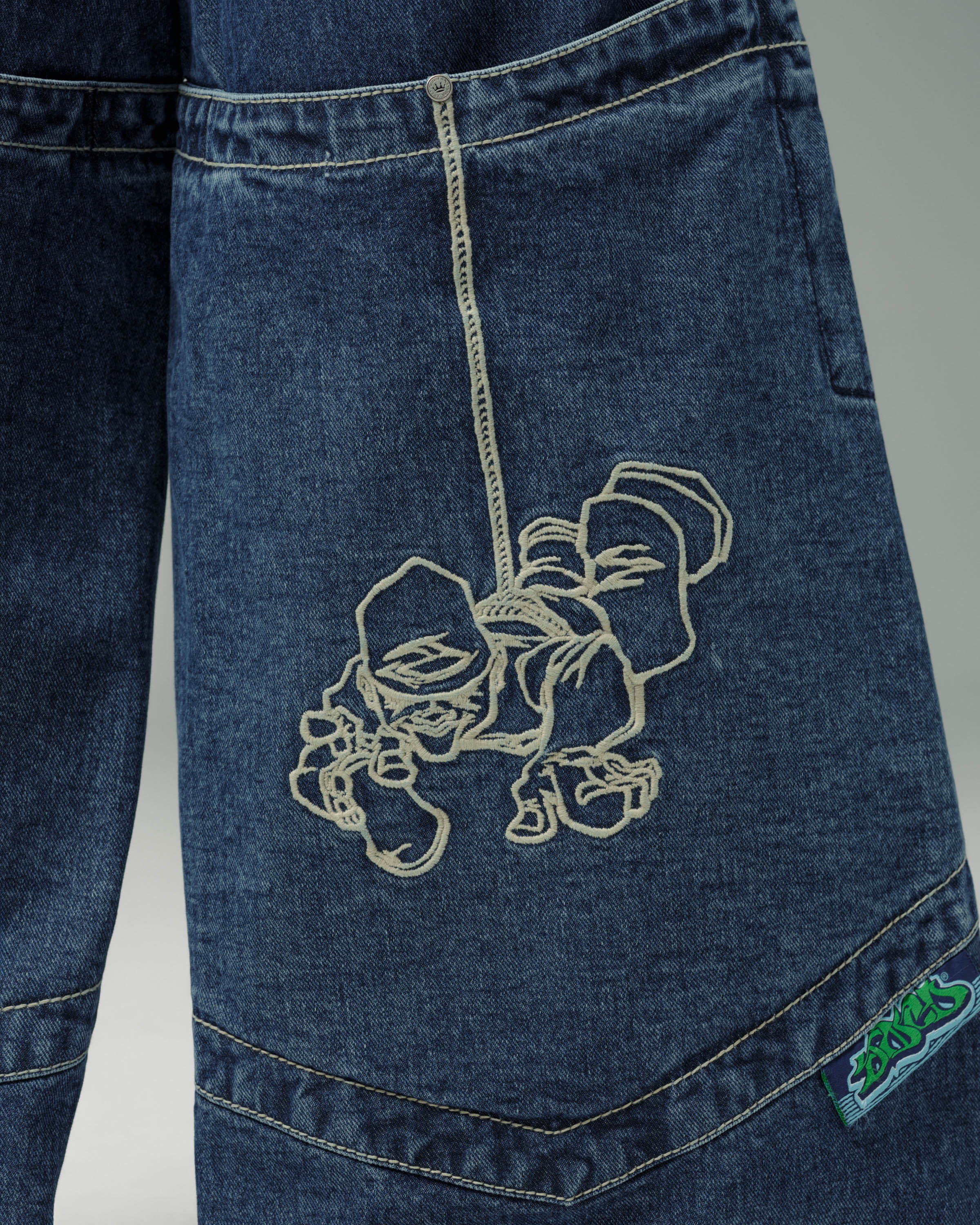 W Hangin'. 34". Dark Stone. - Image 11