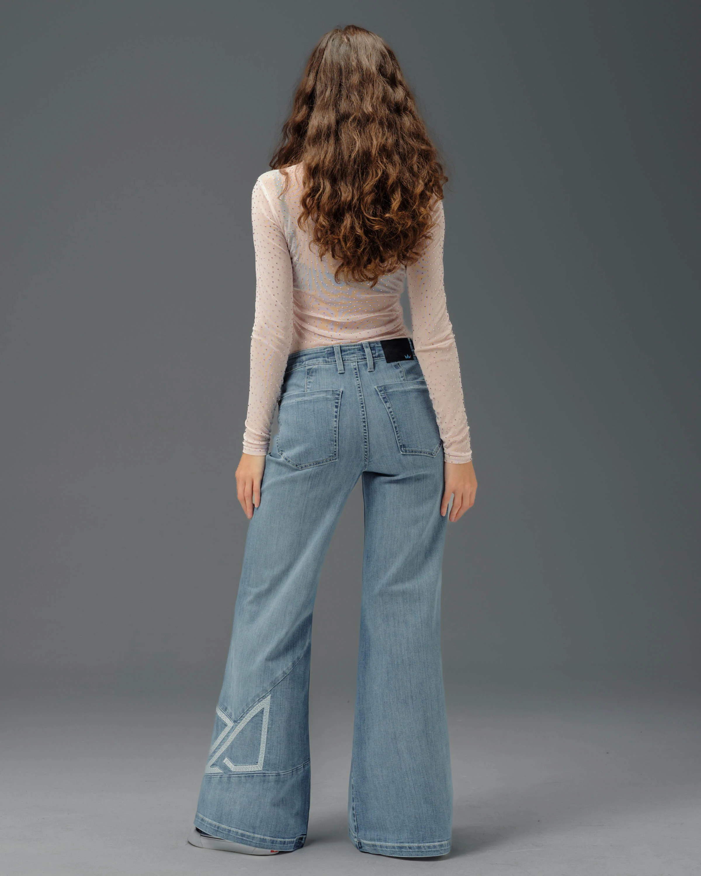 Kyanite. 30". Antique. - Image 6