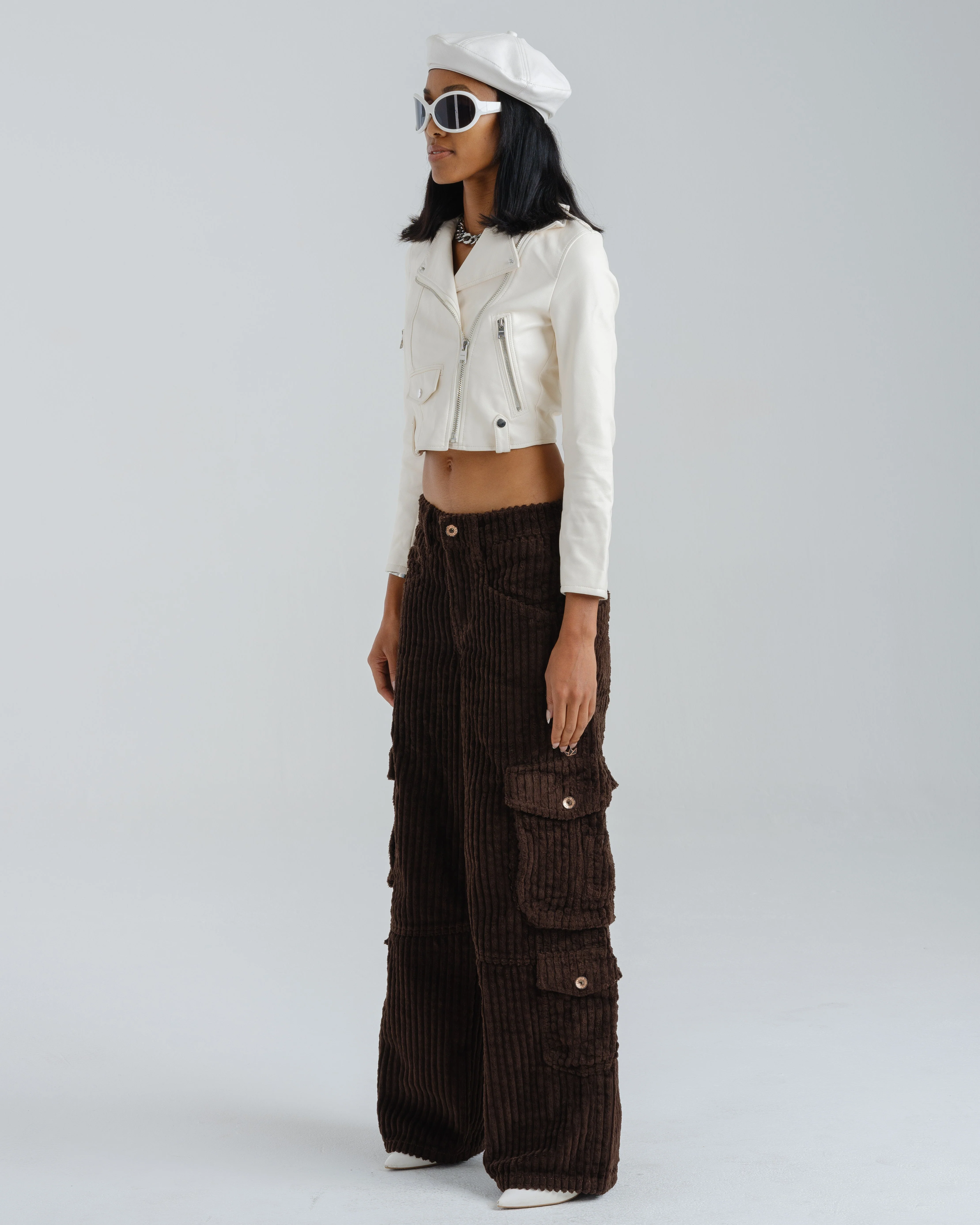 W Quad Cargo. 23". 2 Wale Corduroy. Java Brown. - Image 3