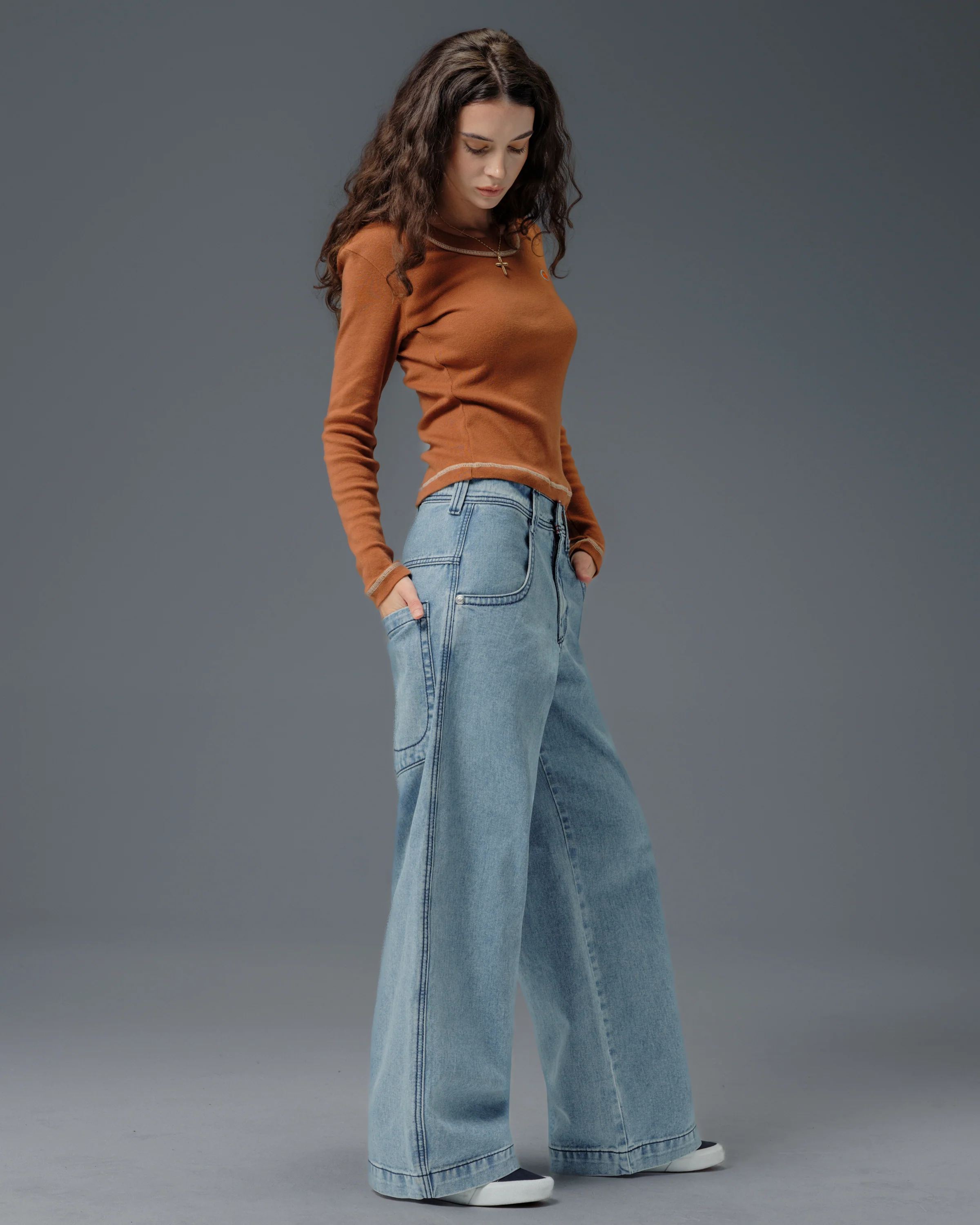 W Road Kill. 24". Antique. - Image 7