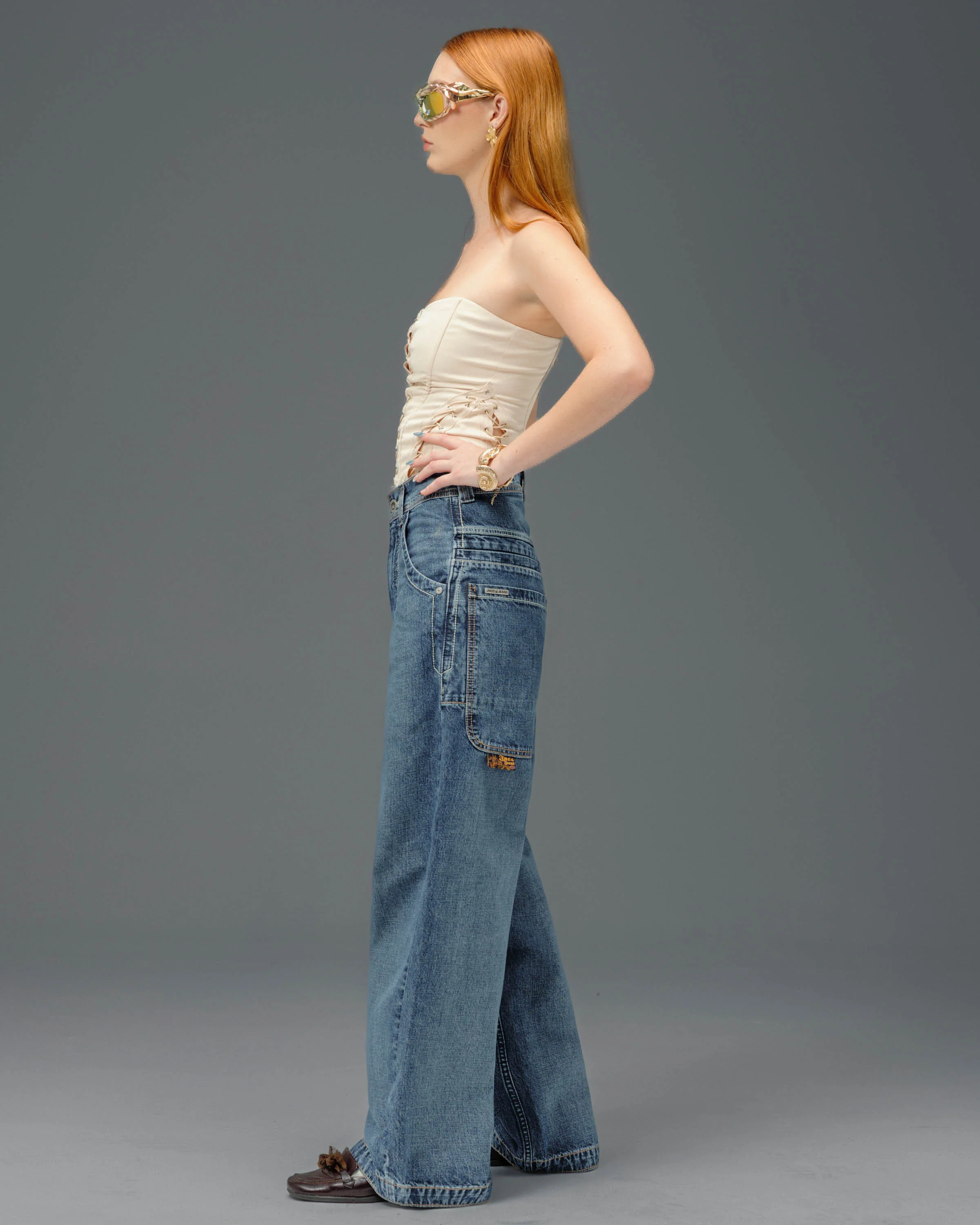 W Royal. 23". Hand-Sand Dark Stone. - Image 5