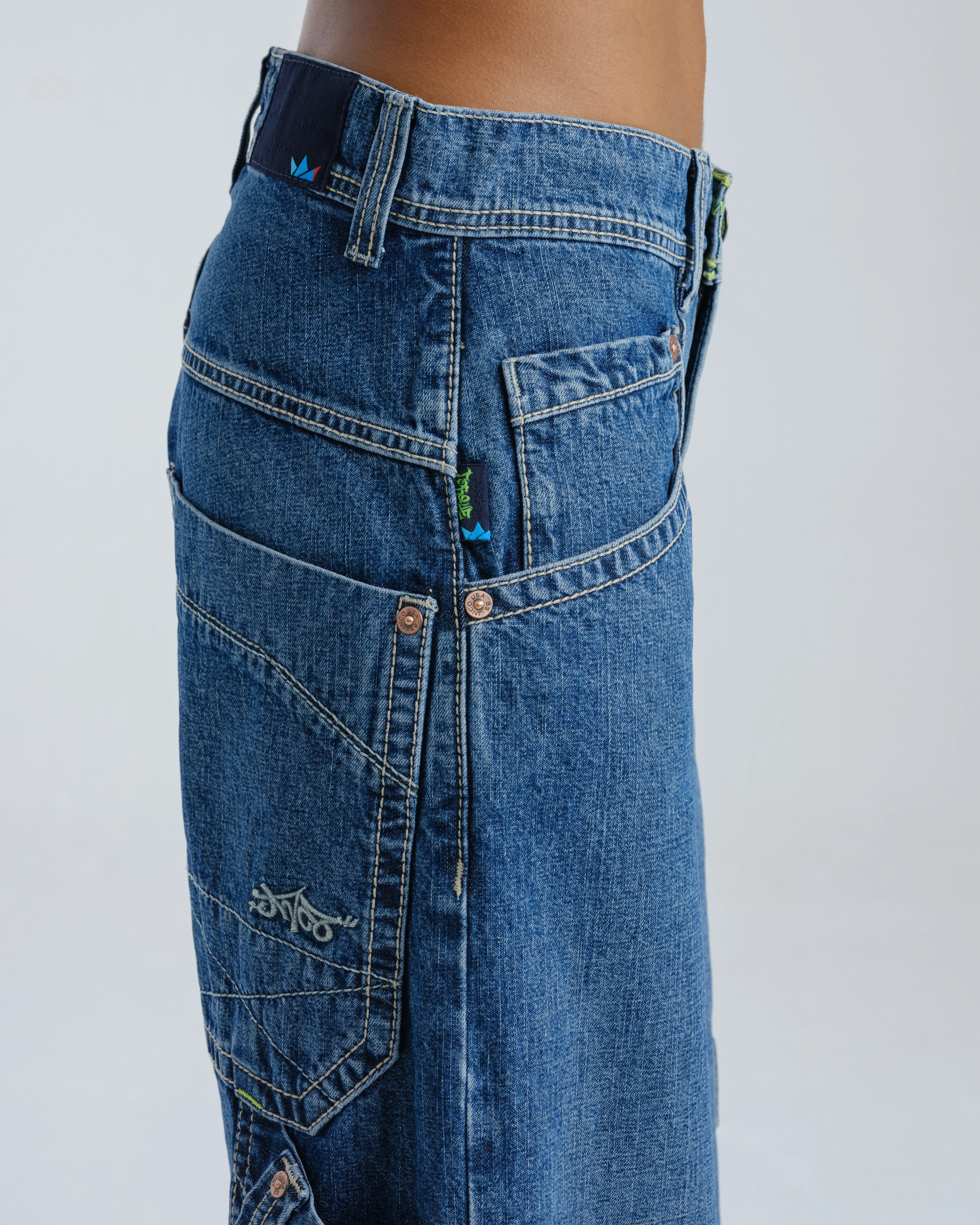 W Torque Cargo Carpenter. 23". Hand-Sand Dark Stone. - Image 7